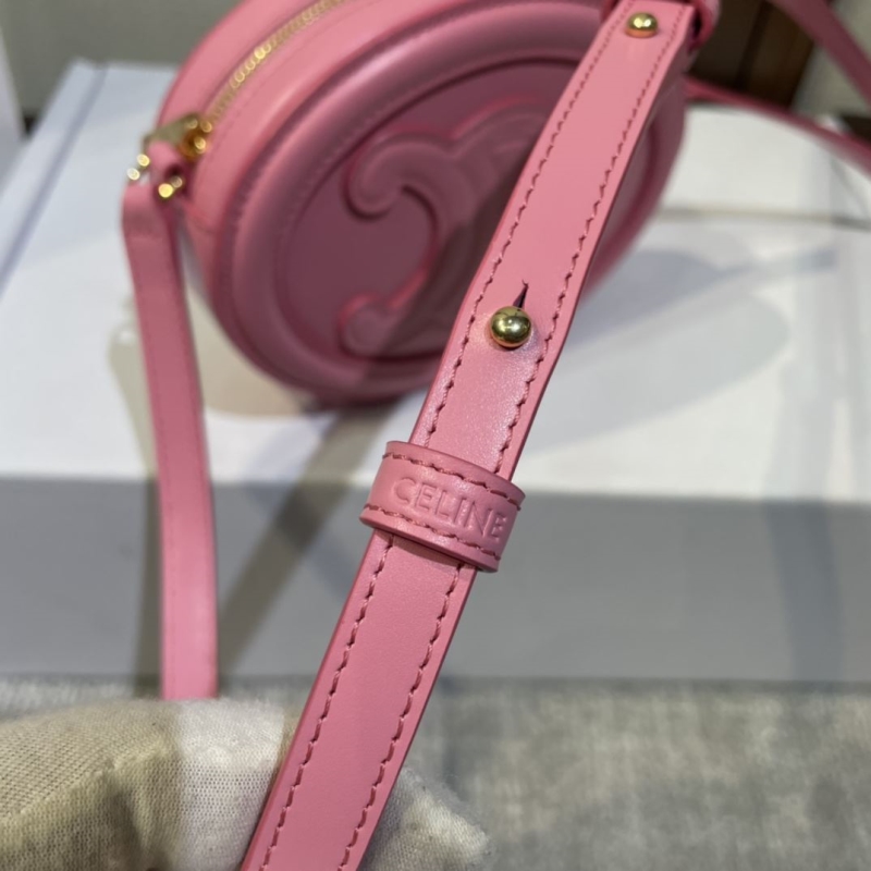 Ce1i*e triomphe bags